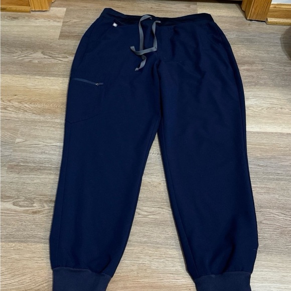 Figs Zamora Navy Jogger Scrub Pants size Large - Picture 7 of 10